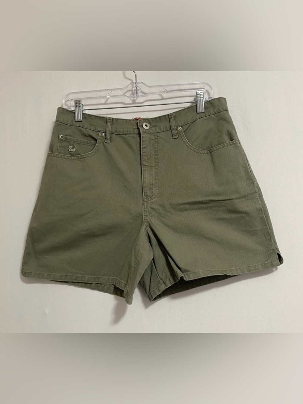 Gloria Vanderbilt 100%Cotton Olive Green Jean Shorts